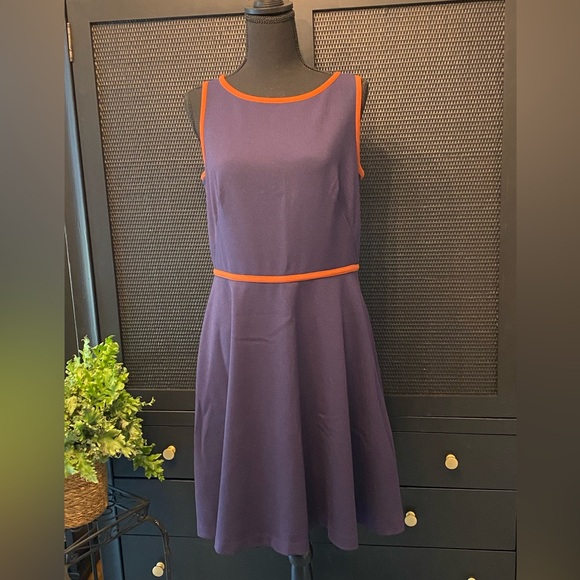LOFT Dresses & Skirts - LOFT Navy w Burnt Orange Piping Flared Dress